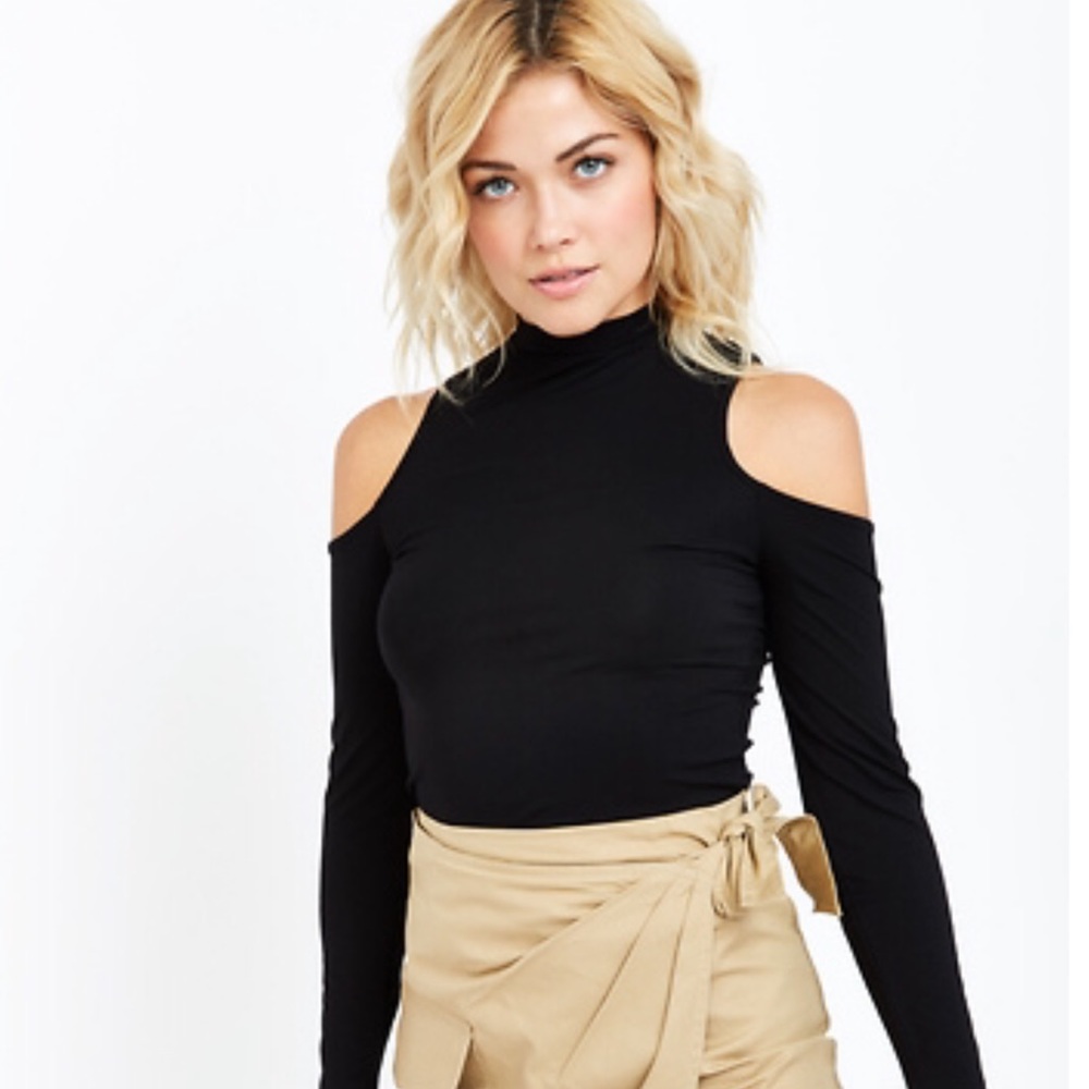 NWT DailyLook Top